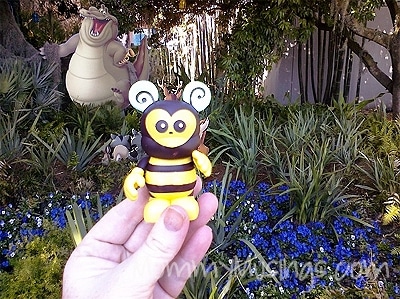 vinyalmationbee
