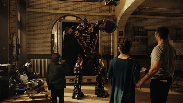 Dreamworks "Real Steel" is a Real Hit!