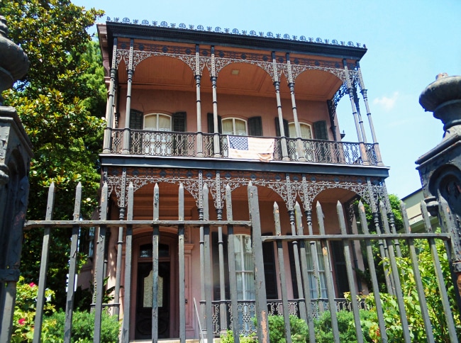 haunted mansion nola