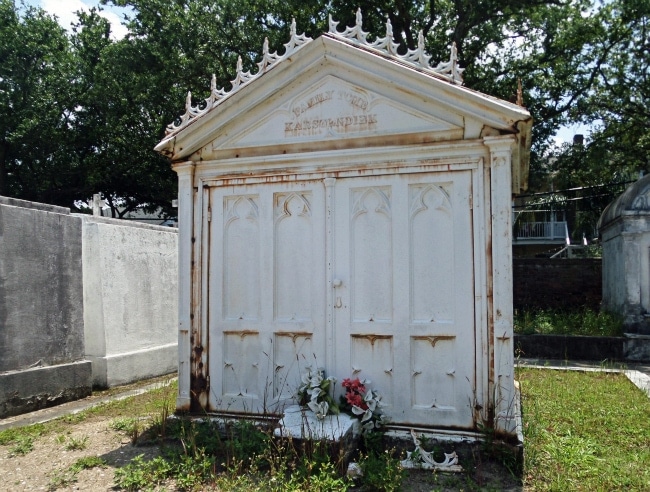 lestat tomb new orleans