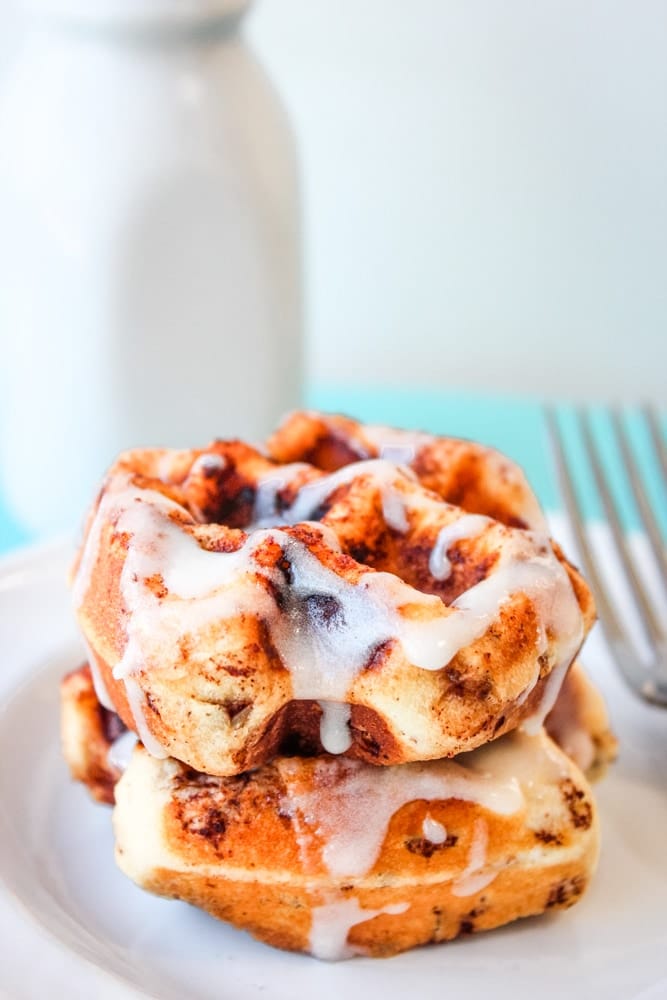 cinnamon roll waffles