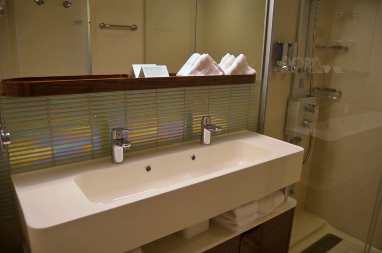 norwegian getaway mini suite bathroom