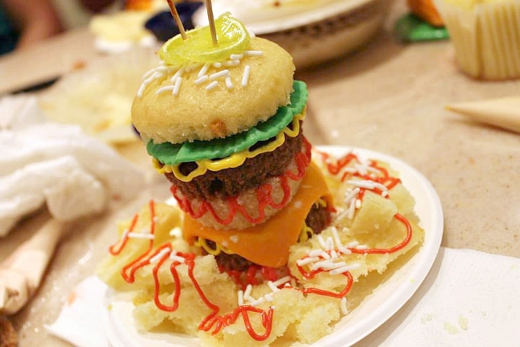 burger fries cupcake