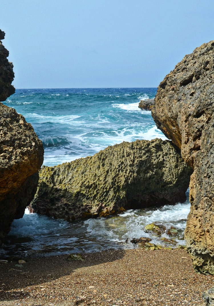 Shete Boka National Park