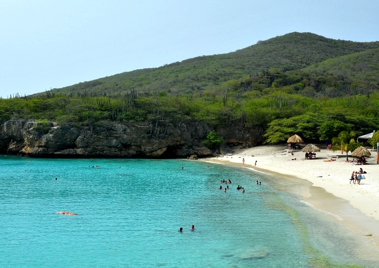 knip beach curacao