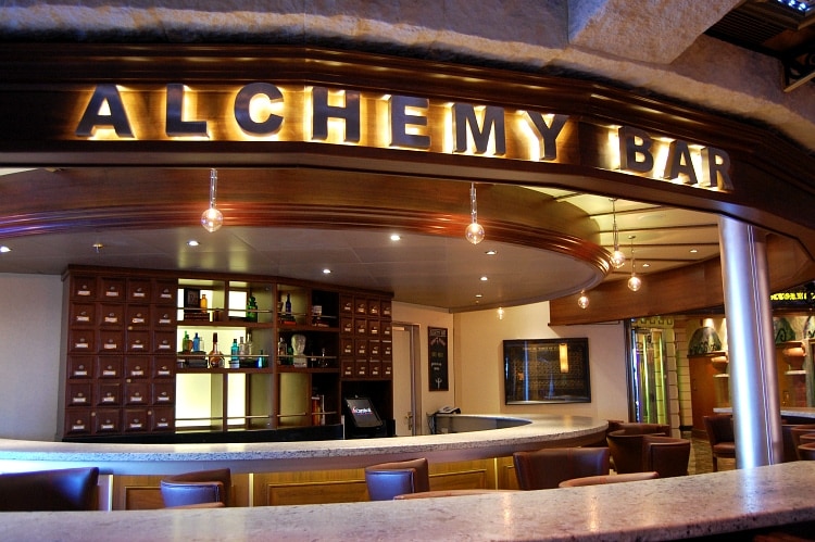 alchemy bar mixology class