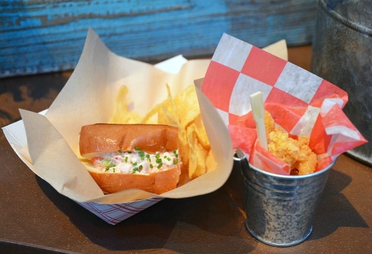 Carnival Vista Seafood Shack Lobster Roll