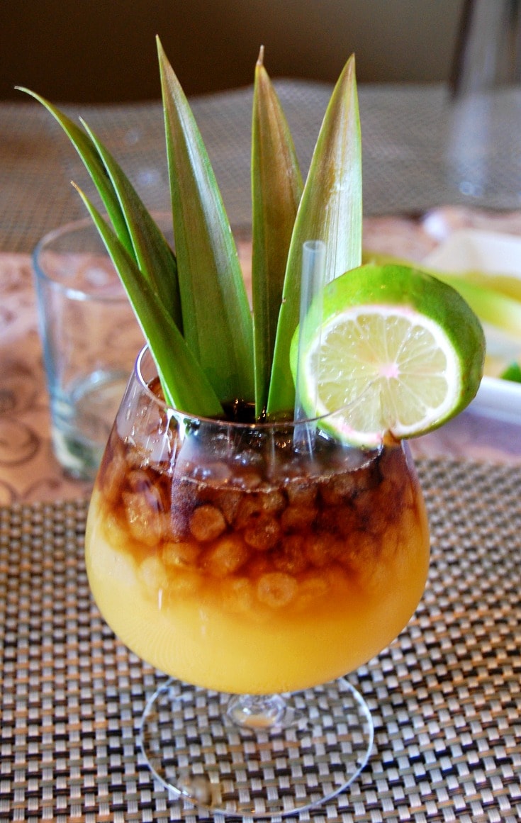 mai tai cocktail