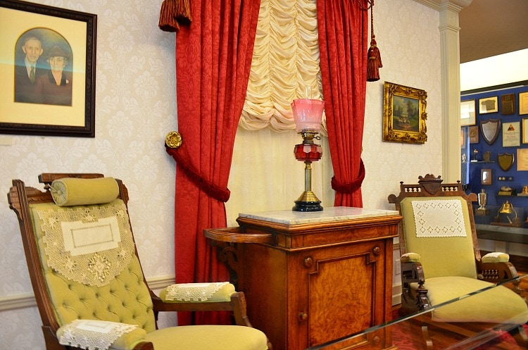 walt-disney-home