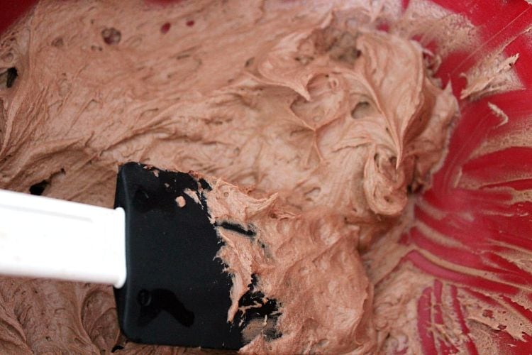 chocolate frosting