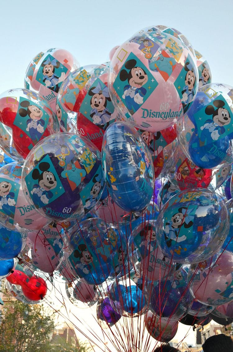 disneyland balloons