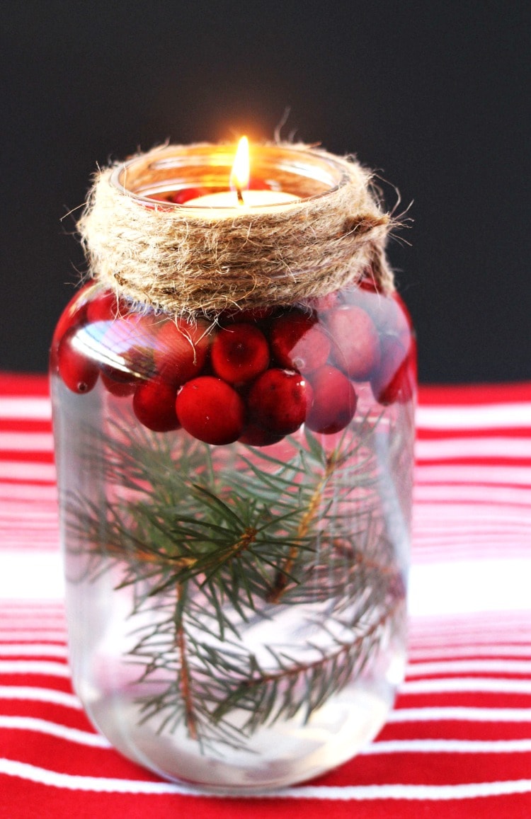 DIY Holiday Mason Jar Floating Candle