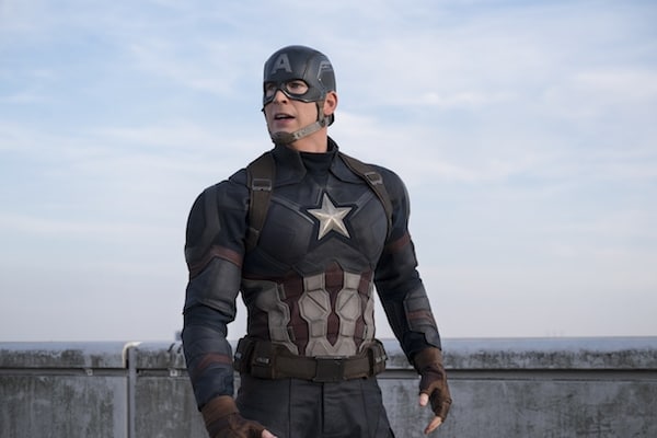 Marvel's Captain America: Civil War..Steve Rogers/Captain America (Chris Evans)..Photo Credit: Zade Rosenthal..© Marvel 2016