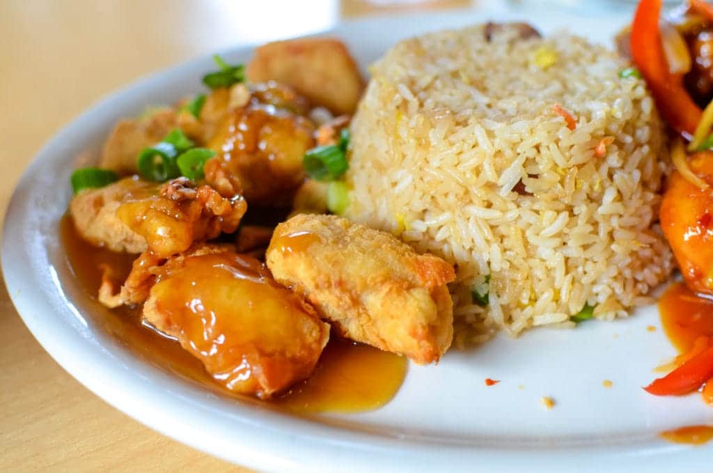 Leong’s Asian Diner cashew chicken