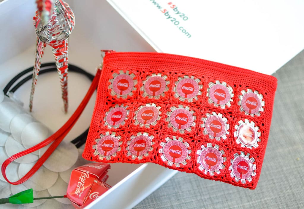 coca-cola 5by20 bottle cap purse