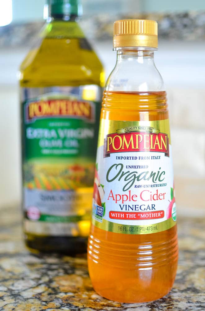 pompeian organic apple cider vinegar with the mother