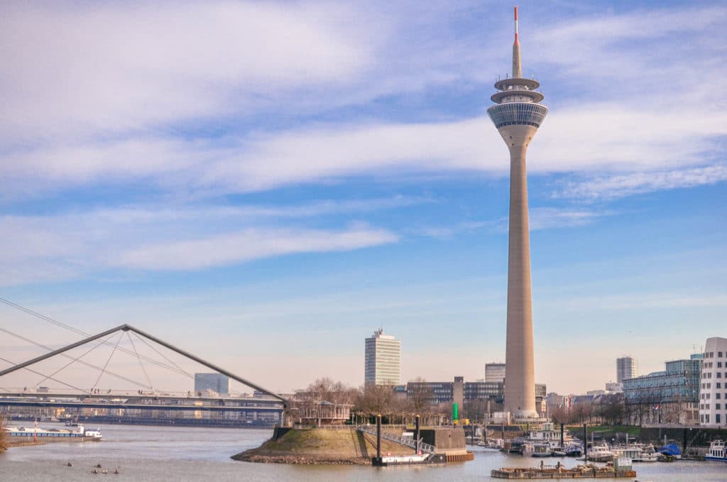 dusseldorf Rheinturm