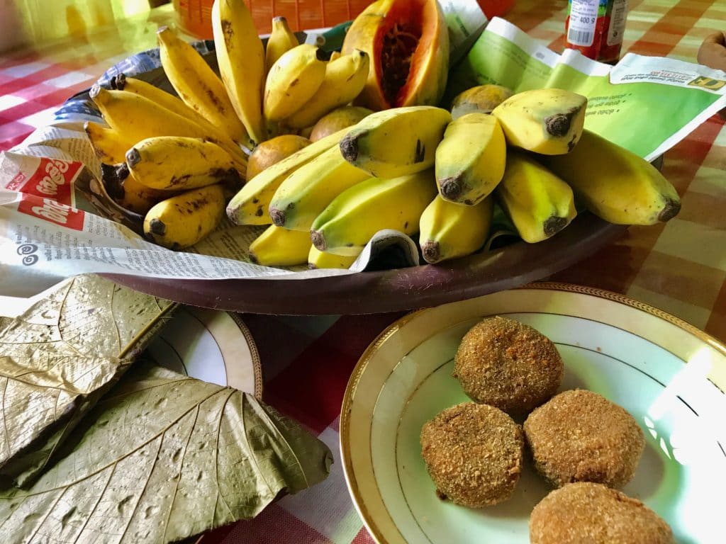 sri lanka snacks withlocals