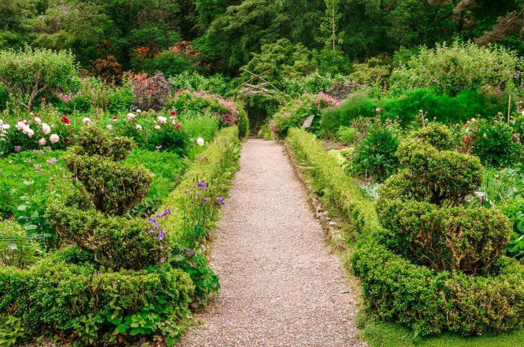 Glenveagh castle and gardens ireland