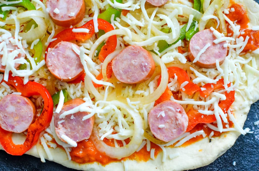 bratwurst pizza toppings