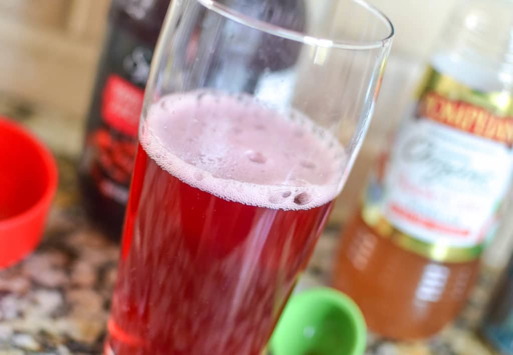 Sparkling Cranberry Turmeric Detox apple cider vinegar