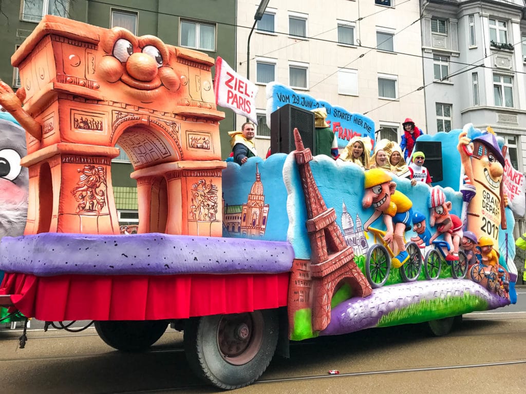 tour de france float dusseldorf carnival