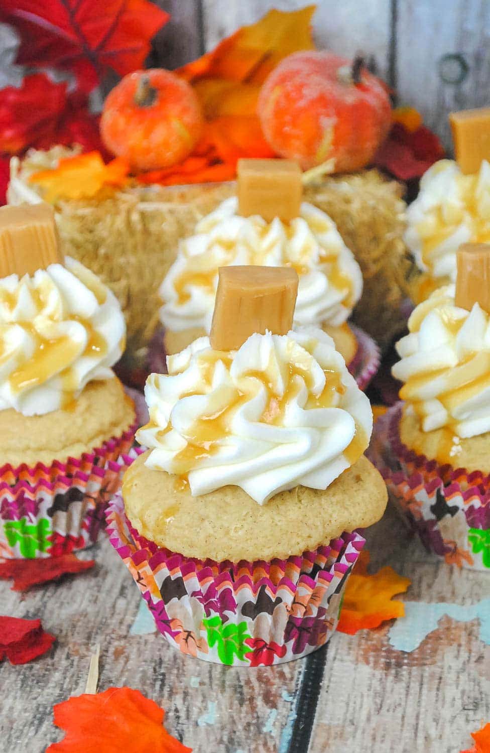 caramel pumpkin spice latte cupcakes