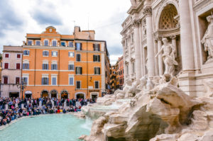 trevi fountain with kids