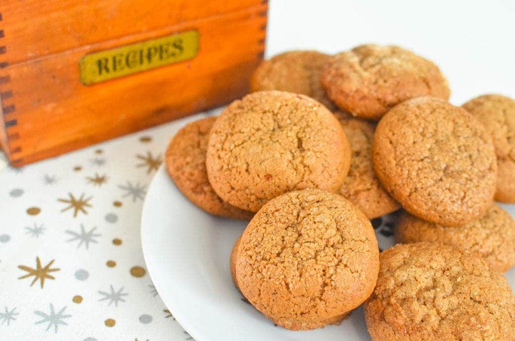 Grandma's Molasses Crinkle Cookies Recipe