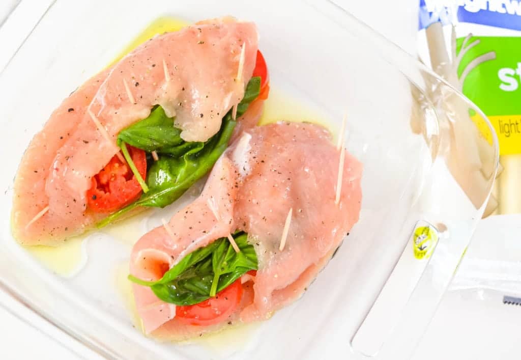 low carb caprese stuffed chicken 