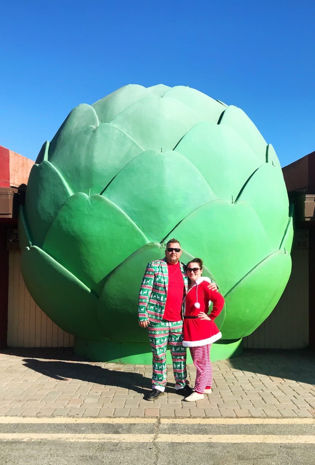 The World’s Largest Artichoke california road trip attraction