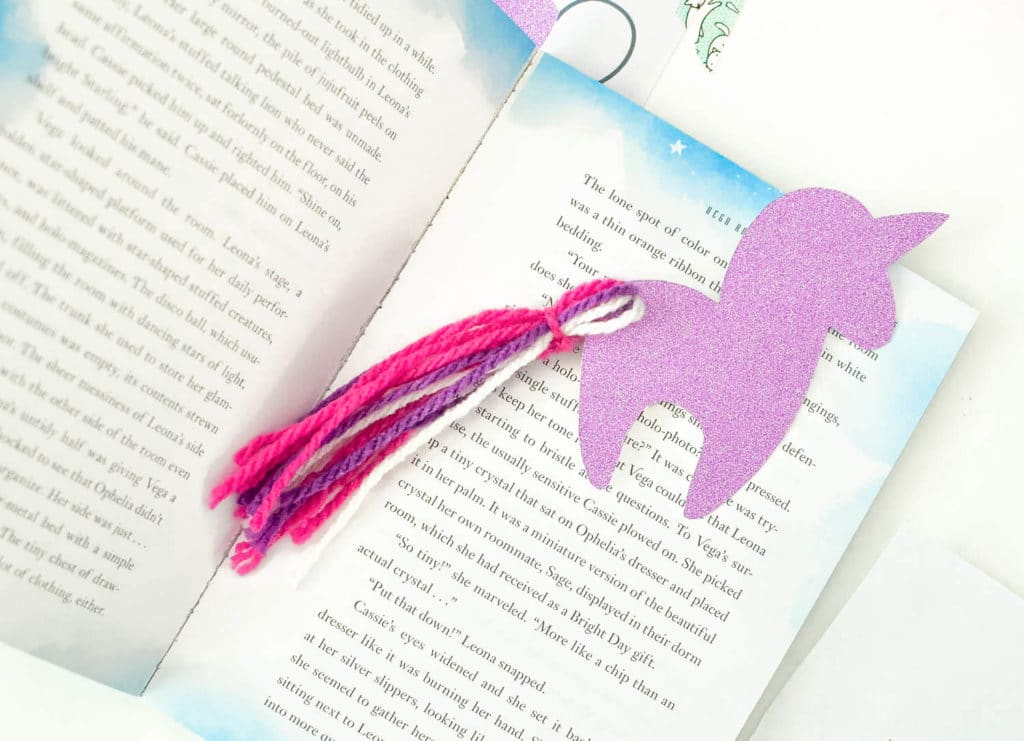 free printable unicorn bookmark