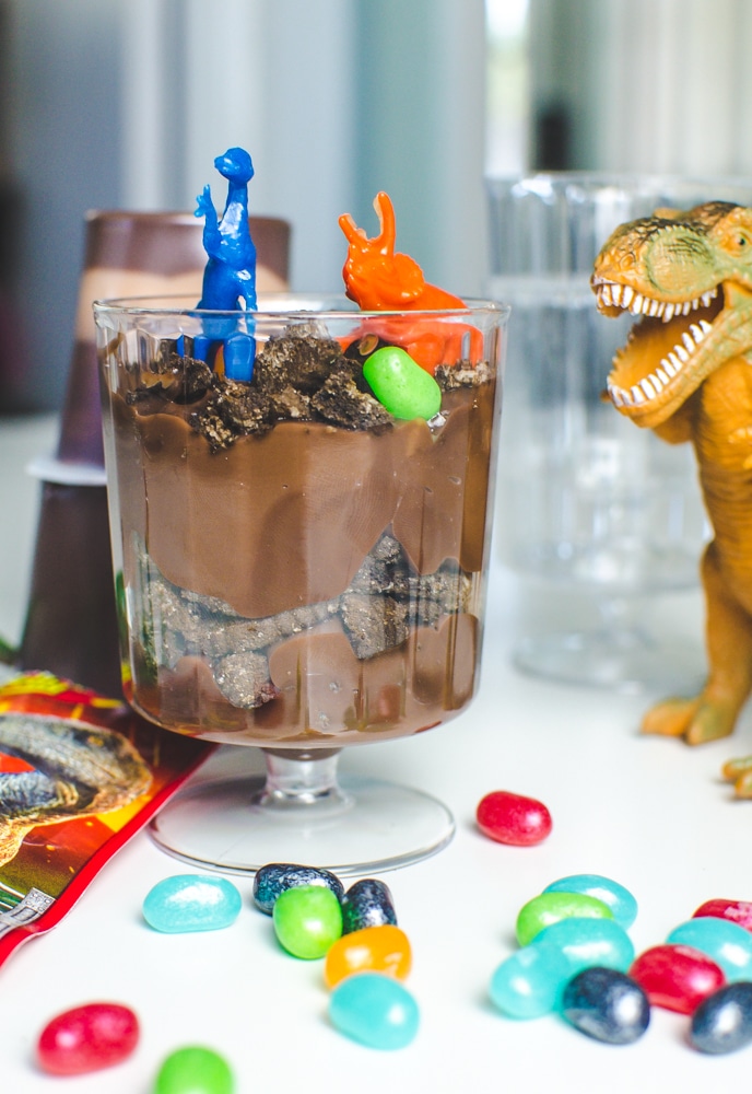 dino dirt dessert