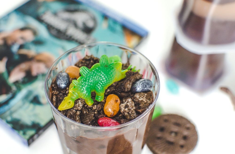 How to Make Dino Dirt Cups for a Dino Themed Party