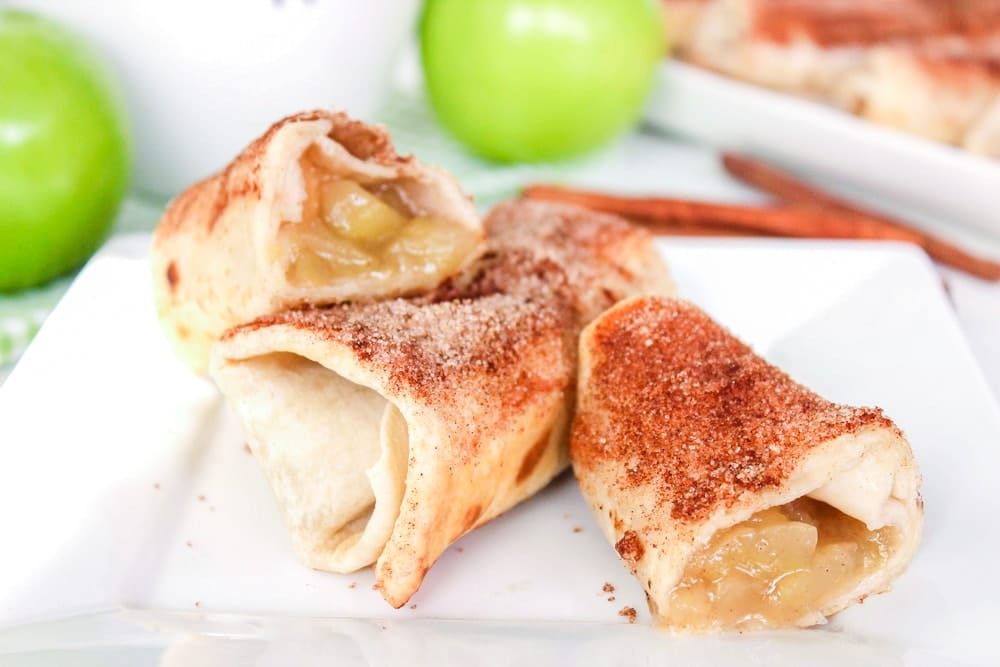 baked apple pie roll ups