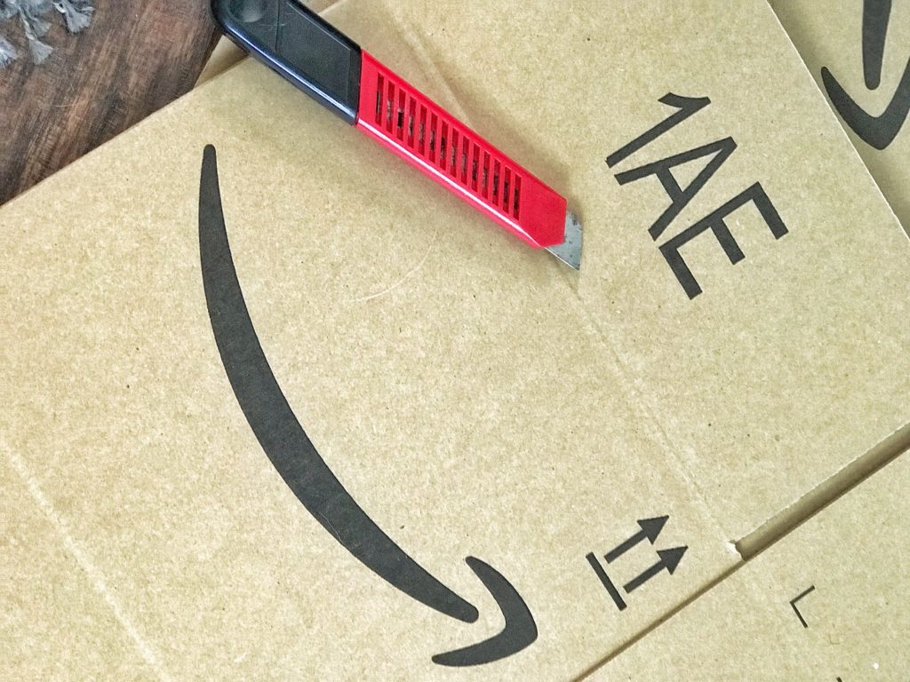 amazon smile box