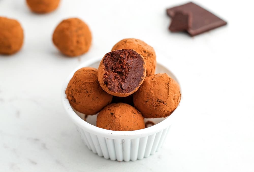 Healthy Chocolate Truffles | Easy Chocolate Truffles Recipe