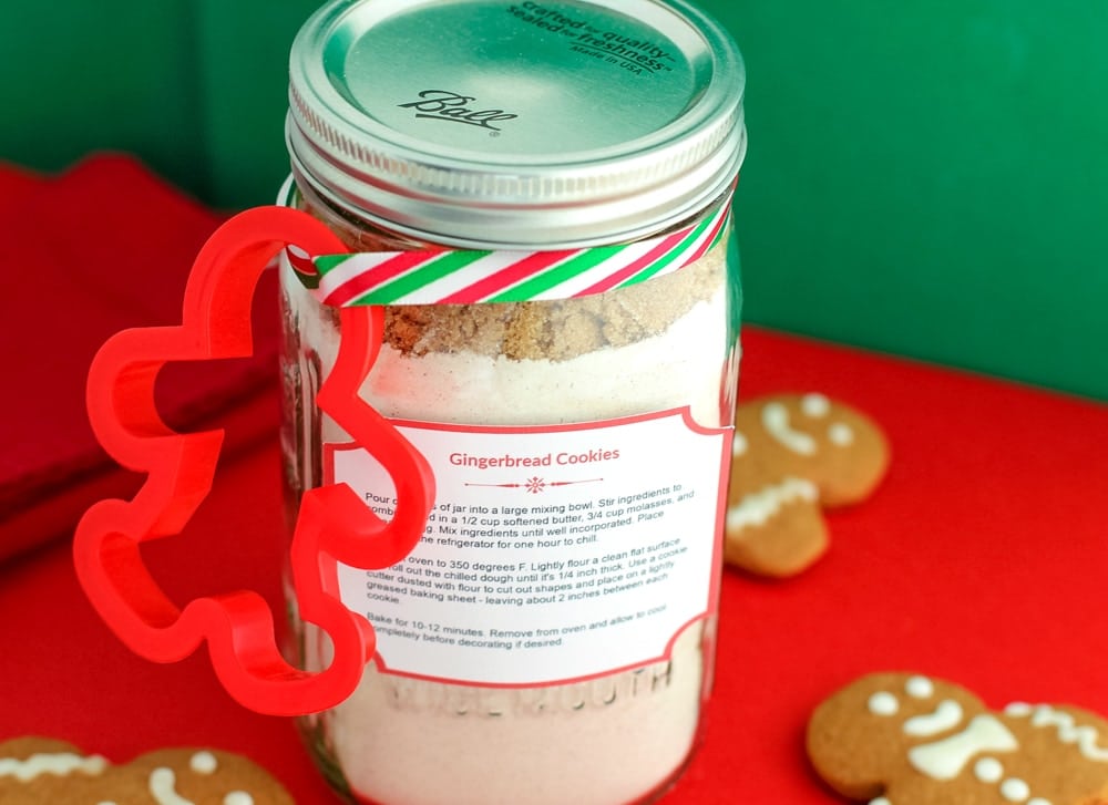 Homemade Christmas Gift Gingerbread Cookie Mix in a Jar with Printable Labels