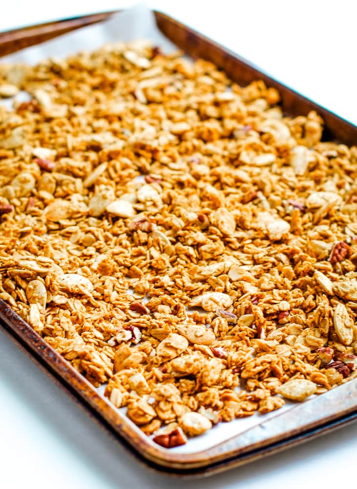 Baked Pumpkin Spice Granola Recipe