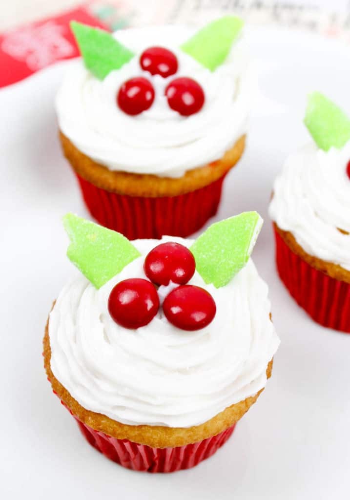 Mistletoe Cupcakes - Easy Christmas Cupcakes