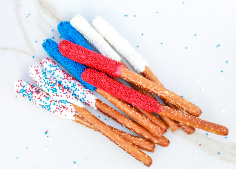 chocolate covered pretzel rods for party