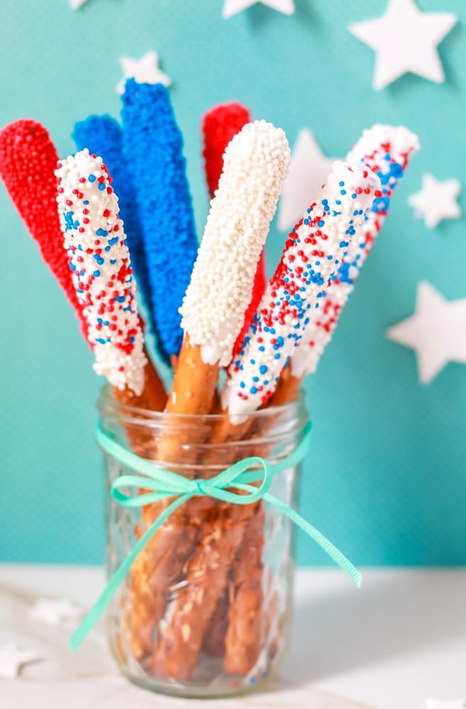 Patriotic Chocolate Covered Pretzel Rods