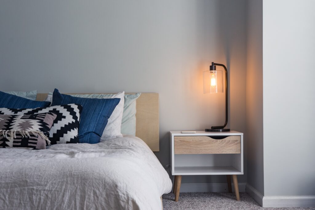 bedroom with Mattress, Pillows and Bedding