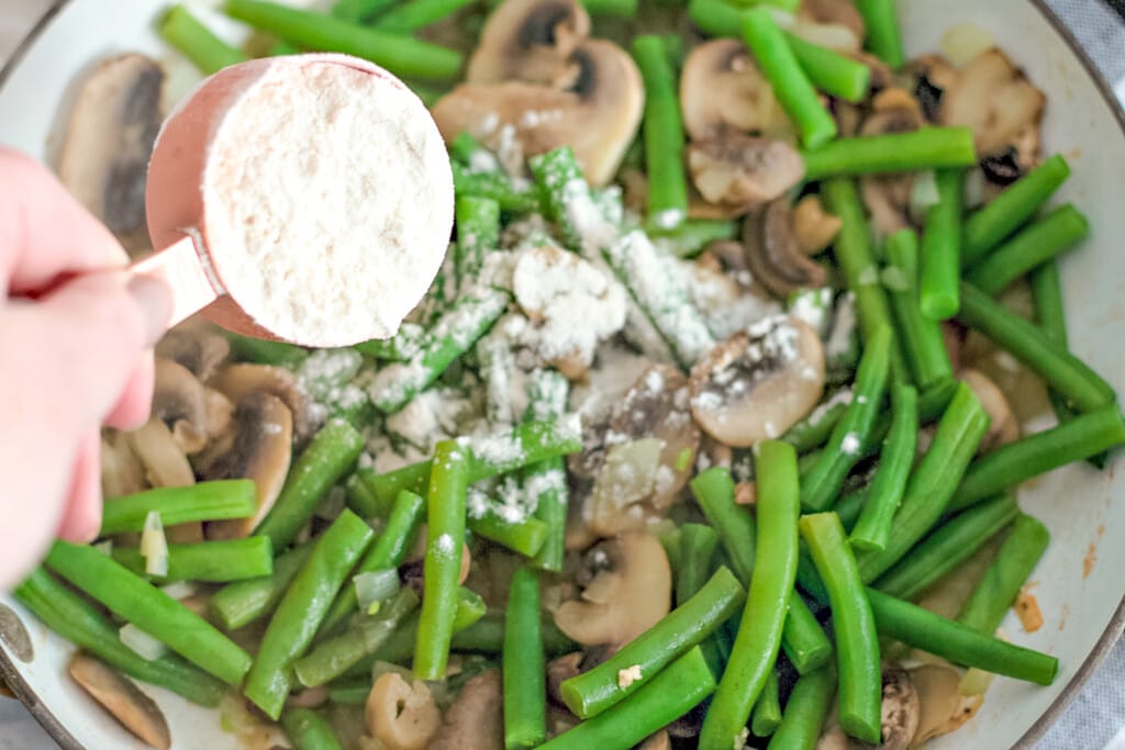 green bean casserole with mushrooms and chicken