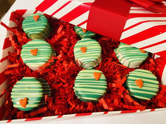Grinch Oreo Cookies