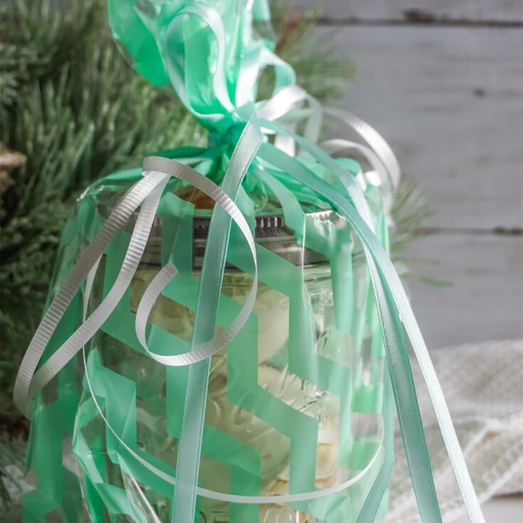 closeup of Mason Jar Gift Hot Cocoa Bombs