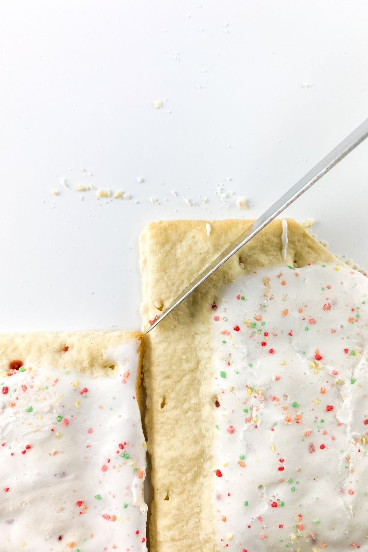 Cutting pop tarts