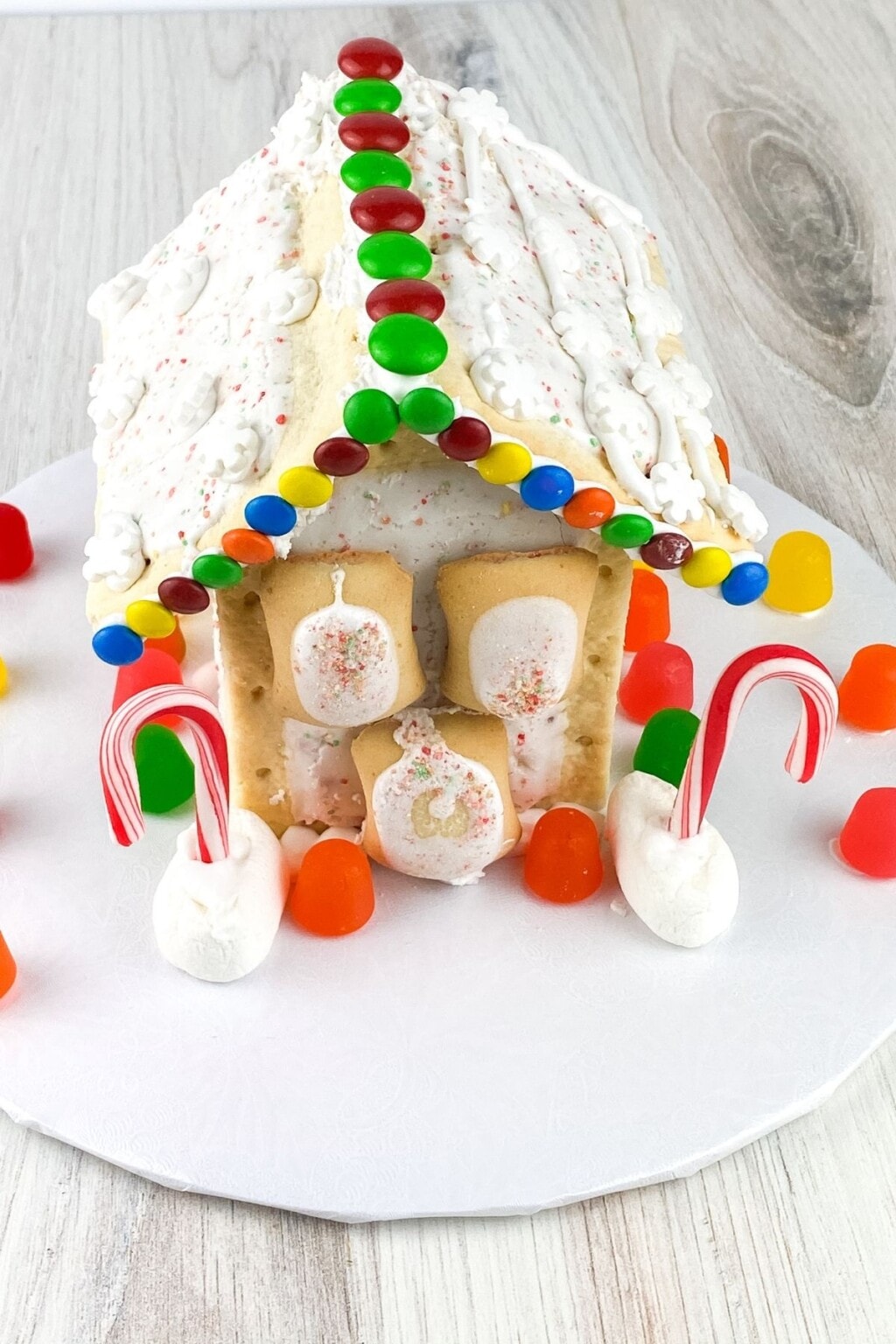 How to Make a Pop Tart House {Gingerbread House}