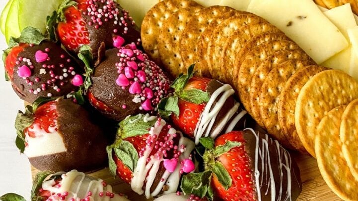 15 Savory Easy Valentnes Day Snacks | Valentnes Snacks, Valentnes