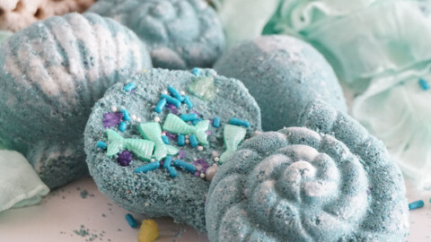 DIY Mermaid Shell Bath Bombs Square